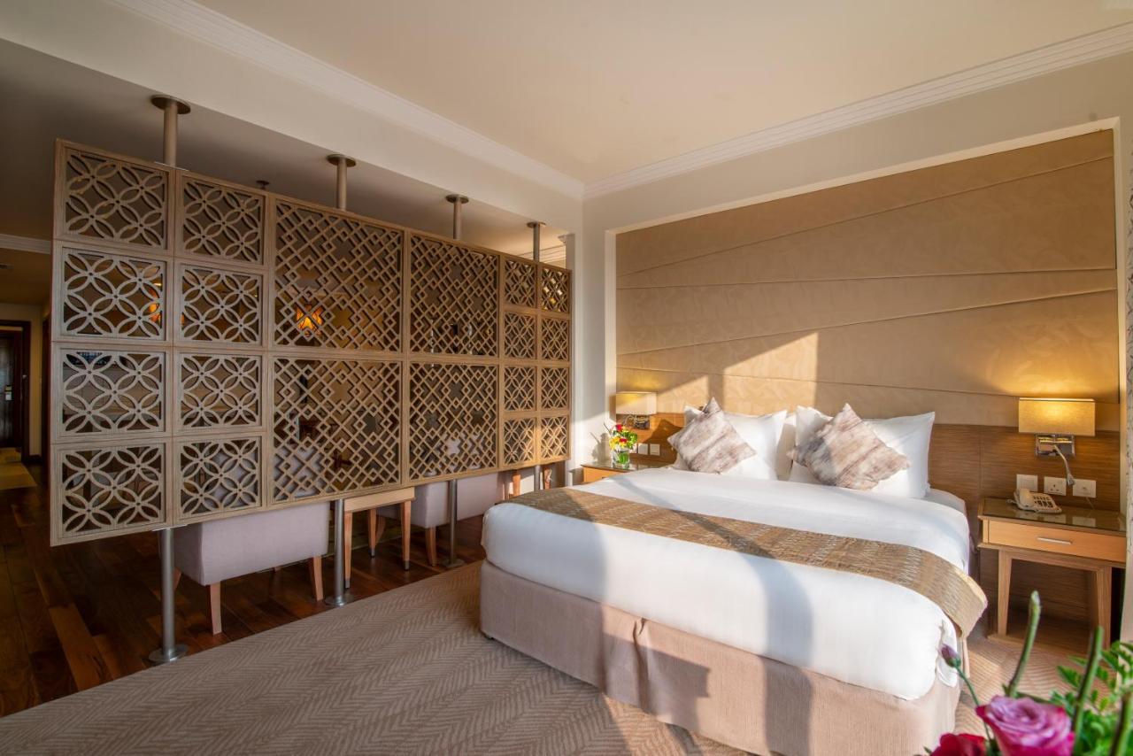 Golden Tulip Dammam Corniche Hotel Kültér fotó