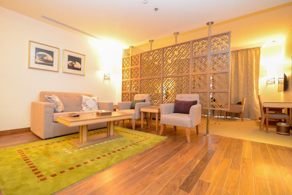 Golden Tulip Dammam Corniche Hotel Szoba fotó