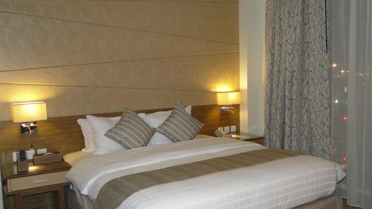 Golden Tulip Dammam Corniche Hotel Kültér fotó